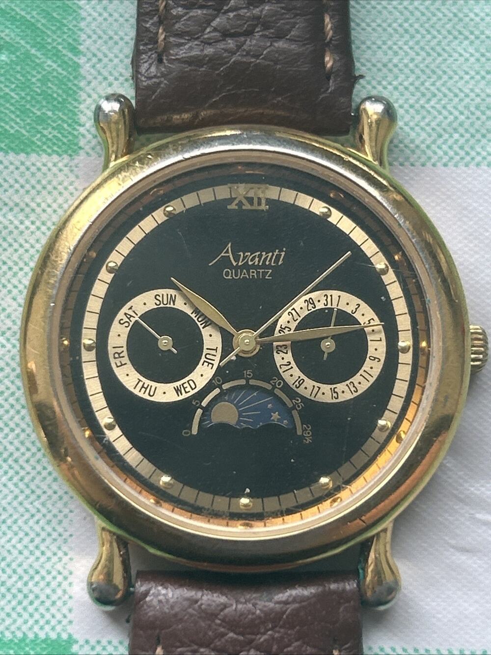 Vintage Avanti Gold Tone Moonphase Multifunction Quartz Watch